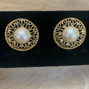 Fashion earrings